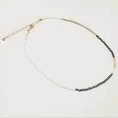 ニュアンスチョーカー　ゴールド金具 ビーズ