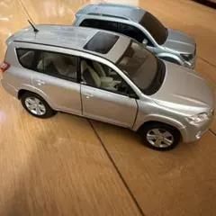 超希少 スバル フォレスター 1:18 ミニカー シルバー SH型 破格