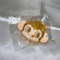 DAISY LOVERSのキャラクター、ルッキーのフェイス型ケース