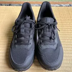ティゴラ TIGORA スポーツスニーカーIV BK