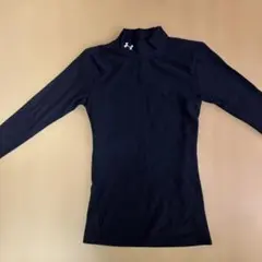 Under Armour ブラック ハイネック長袖シャツ