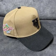 New Era 9FORTY ベースボールキャップ ブラウン/黒　逆LAロゴ