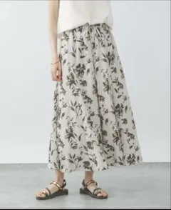 さらさらリラックスフレアワイドパンツ