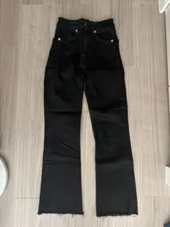 ZARA ブラックブーツカットデニム EU32