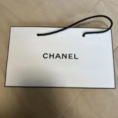 CHANEL ショッパー 大きめ ホワイト