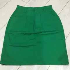 Benetton 膝丈 スカートのサムネイル