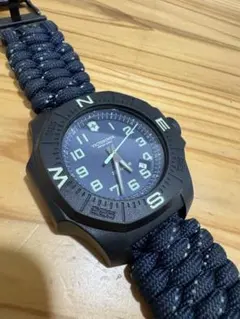 Victorinox カーボン腕時計 241860 200m防水 ネイビーのサムネイル