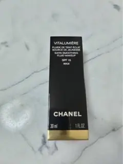 CHANEL シャネル ヴィタルミエール ファンデーション SPF15 30mlのサムネイル