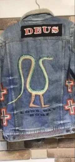 【超美品】✨DEUS EX MACHINA シャツジャケットデニムMサイズ 超美品】✨DEUS EX MACHINA シャツジャケットデニムMサイズ JACKETS