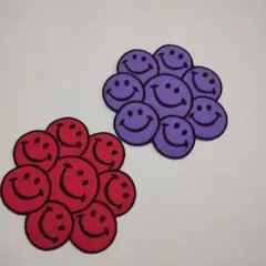 NO.388　アイロンワッペン　ワッペン　送料無料　いっぱいスマイル2枚組