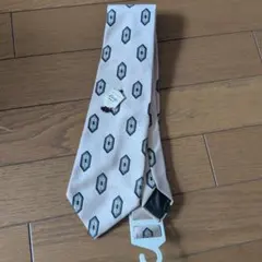 Item thumbnail for item 8ec60f9a-1d80-4879-8342-1df8ad3f9bb7