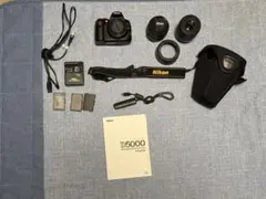 Nikon D5000 ダブルズームキット デジタル一眼レフ 本体のサムネイル