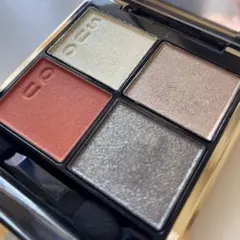 SUQQU シグニチャーカラーアイズ 111 月輝夜