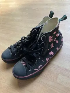 Getter Grip ハイカットスニーカー ブラック ドット　ピンクリボンのサムネイル