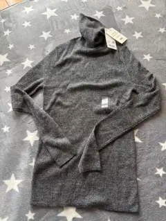 エクストラファインメリノウール 長袖セーター S グレー　UNIQLO