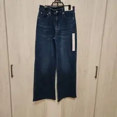 新品☆UNIQLO EZYワイドストレートジーンズ M