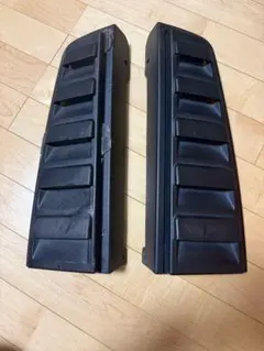 ハマーH2用のリアサイドウィンドウルーバーのサムネイル