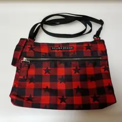 《BEAMS》チェック＆星柄ショルダー 赤×黒