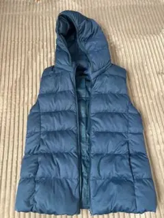 ダークブルー フード付き キルティングベスト