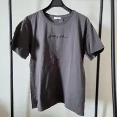 ロゴ刺繍Tシャツのサムネイル