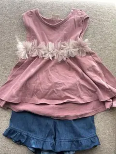 【りんこ様専用】ピンク トップスとデニムショートパンツセット 80など