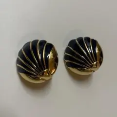 イヤリング　モネ　Monet シェルデザイン　エナメル