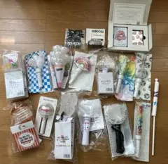 Kis-My-Ft2キスマイペンライト13点フラッグ、トランプ、DVD付き