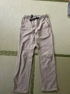 トレッキングパンツ