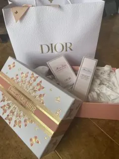 Christian Diorウォーターボトル未使用 ショッパーチャーム付再値下