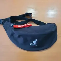 KANGOL ボディバッグ 黒 赤ジッパー