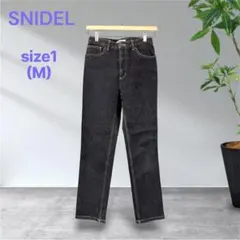 P66❤️ SNIDEL スナイデル 日本製 美脚 スキニーデニムパンツ 黒 1のサムネイル