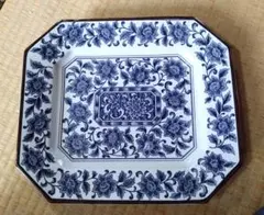青い花柄 八角形の皿 約33cm x 28.5cm