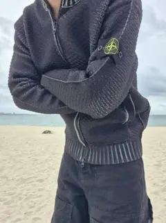 stone island アウター ニット上杉柊平着用 - メルカリ