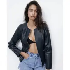ZARA ネイビー フェイクレザージャケット ノーカラーのサムネイル