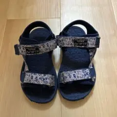 オリエンタルトラフィック　キッズサンダル 15cm 女の子 ネイビー 花柄