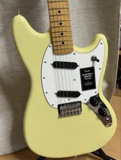 Fender Player II Mustang エレキギターのサムネイル