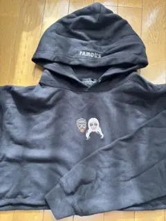 world wide famous ショート丈フーディー