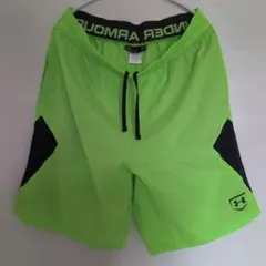 UNDER ARMOUR ショートパンツ ネオングリーン LGのサムネイル