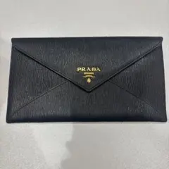 PRADA ブラックレザー 長財布