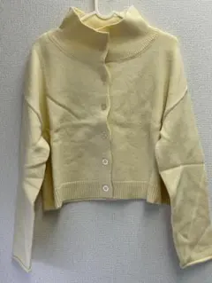 ハイネック ニットカーディガン イエロー S レディースショート丈 ボタンニット