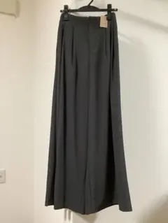 未使用品　スプレイ購入　ダークグレー ワイドパンツ　M