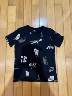 NIKE ボーイズ　Tシャツのサムネイル
