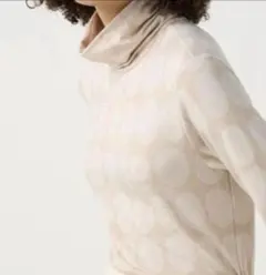 ユニクロ　マリメッコ ヒートテック　タートルネック　長袖 Lサイズ　ドット柄