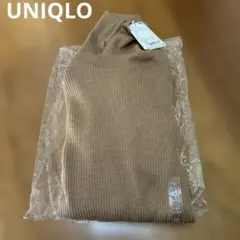 ユニクロ メリノタートルネック