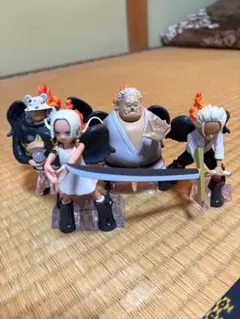 希少品 ルフィ 檻入りギャグ顔フィギュア レジン製 超ユニーク造形