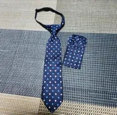 キッズ ネクタイ チーフ 2点セット 卒園 入学式 フォーマル 水玉 ネイビー