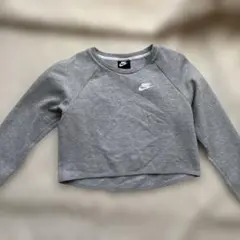 Nike ♦️グレー クロップド スウェット