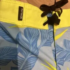 新品 Hurley サーフパンツ サイズ5 青・黄色