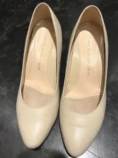 6月末までの出品！美品 NEO RHYTHM ヒールパンプス