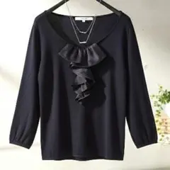 専用　アンタイトル　М　長袖カットソー　黒　フリル　ラウンドネック　ブラック